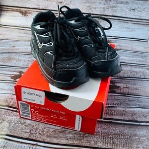Black Nike Airmax Plus Size 7c